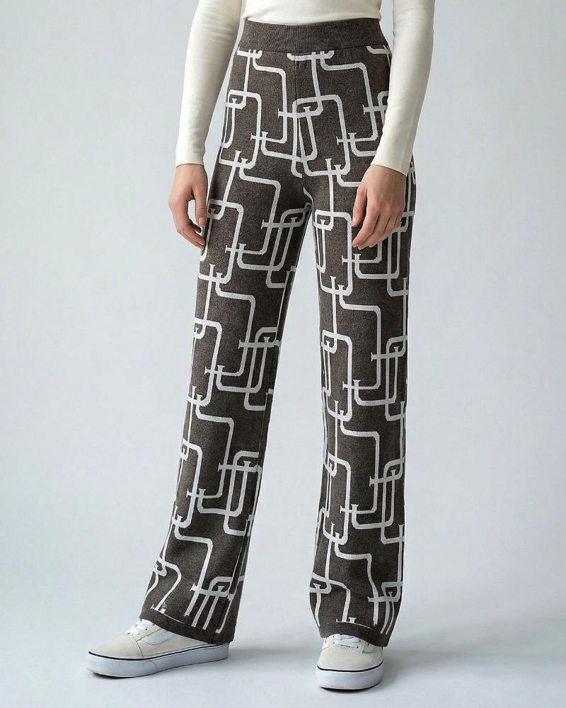 شلوار بافت زنانه کمر کش طرح زنجیر راسته فاق بلند ریز بافت کد 1961