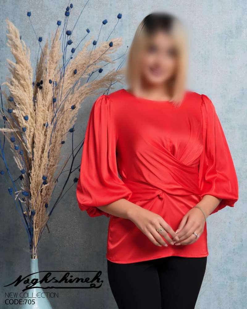 شومیز ساتن جلو بسته آستین سه ربع یقه گرد کد 1660