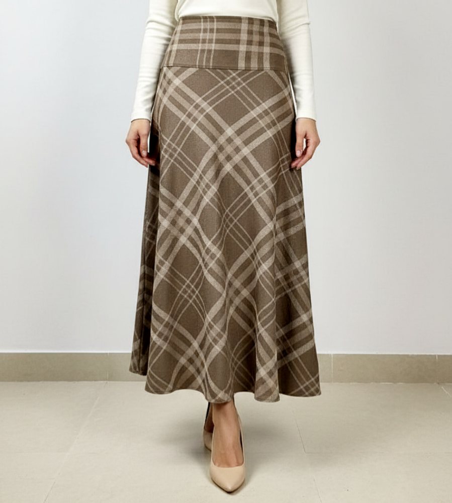 دامن بلند نیم کلوش کمر پهن بدون چاک طرح خط مورب زنانه کد 0292