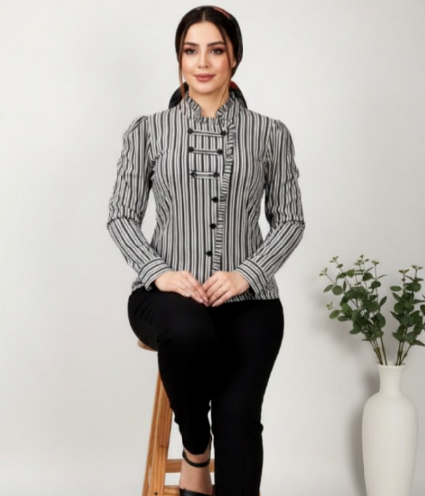 شومیز کوتاه راه راه طوسی مشکی یقه ایستاده آستین بلند سرشانه چیندار زنانه کد 5738