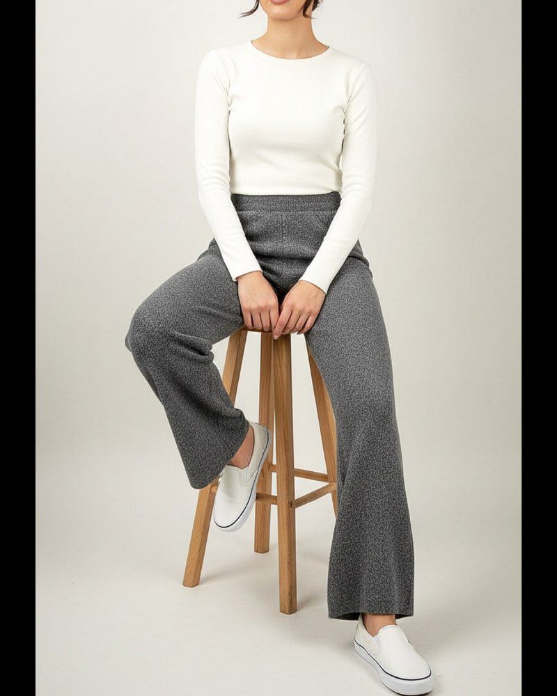 شلوار بافت نیم بگ ساده کمر کش زنانه کد 1147