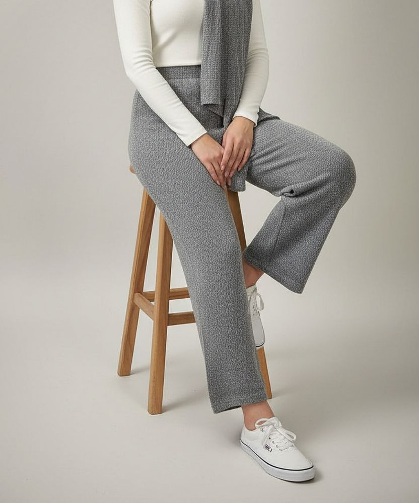 شلوار بافت نیم بگ ساده کمر کش زنانه کد 1147