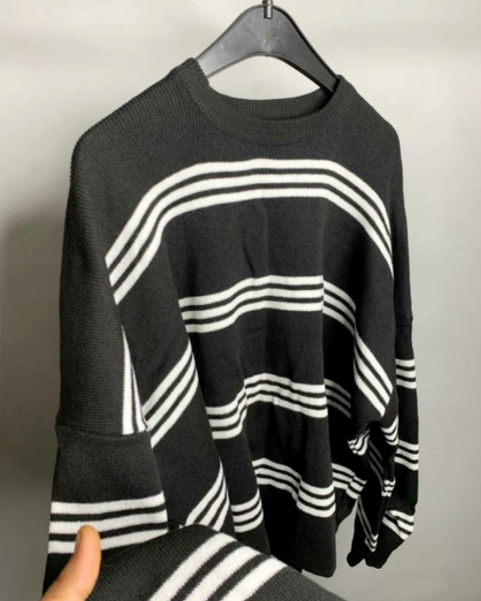 بلوز بافت زنانه سه خط راه راه آستین بلند یقه گرد کد 1935